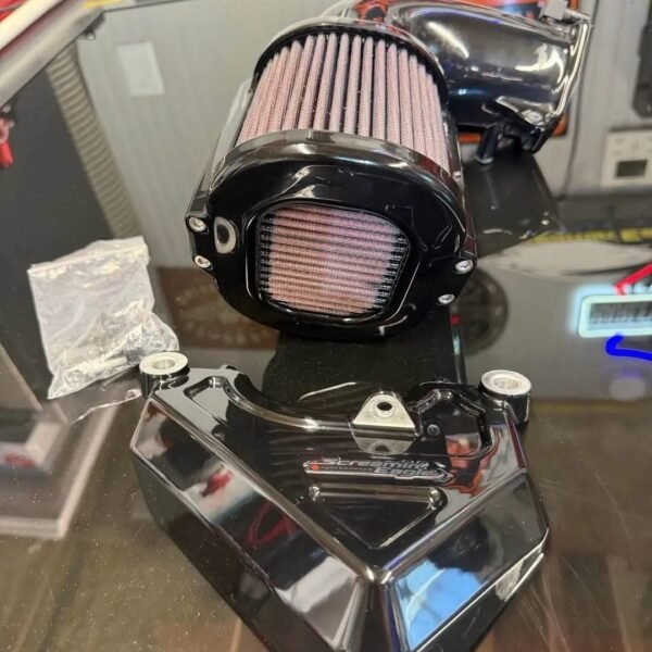 Harley-Davidson Screamin’ Eagle Heavy Breather Extreme Air Cleaner – Glossy Black