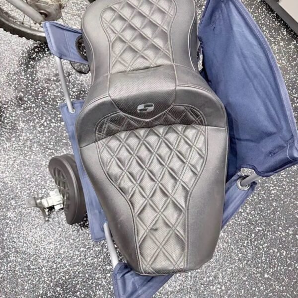 Saddlemen Road Sofa Motorcycle Seat